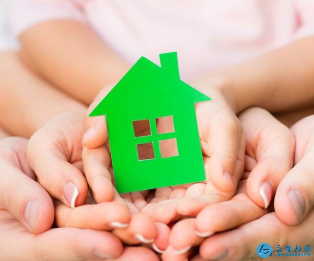 房產過戶給子女的 好辦法是繼承?業內人士:小心要多給20%稅費