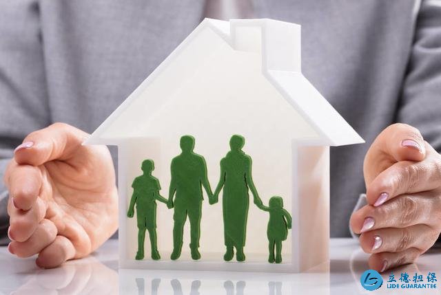 房產過戶給子女的 好辦法是繼承?業內人士:小心要多給20%稅費