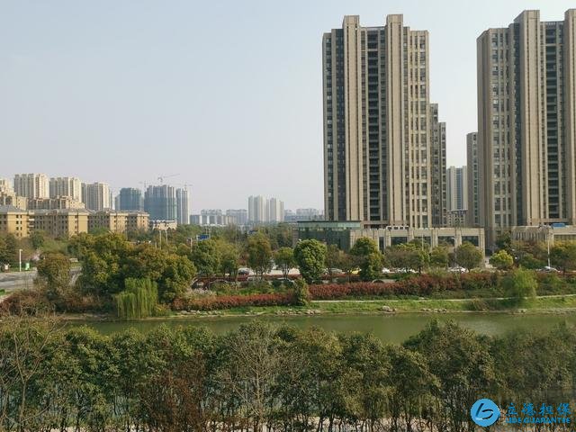 高層的房子被購房者“排斥”，降價60萬仍賣不掉，業主：不甘心