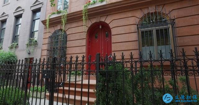 以前被人討厭的兩個樓層，現(xiàn)在變成了“搶手貨”，內行人爭著買