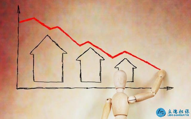 大部分人都希望房價下跌，為什么房價卻依然堅挺?業內人說了答案