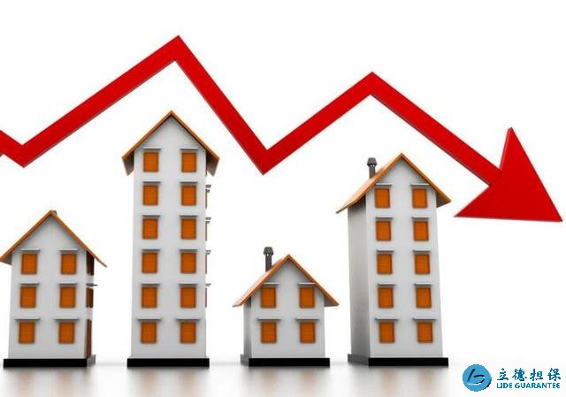 內行人：房價剛下跌時，不會急著做3件事的人才是理智的