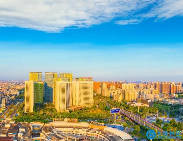 越來越多人由市區(qū)搬到“郊區(qū)”，趨勢如此？其實更多是迫于無奈