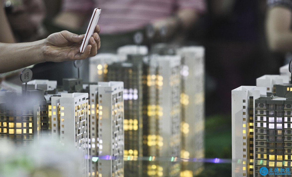 12家頭部房企被點名參加座談會，專家：9月以后開發商或扛不住